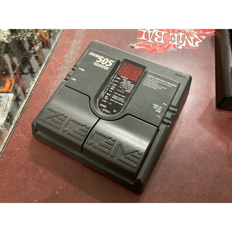 ZOOM – 505