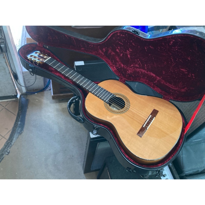 William Falkiner – Lutherie