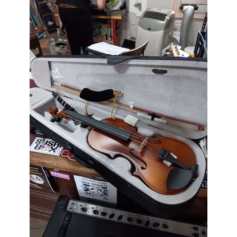 Yinyiyuegi – Violin