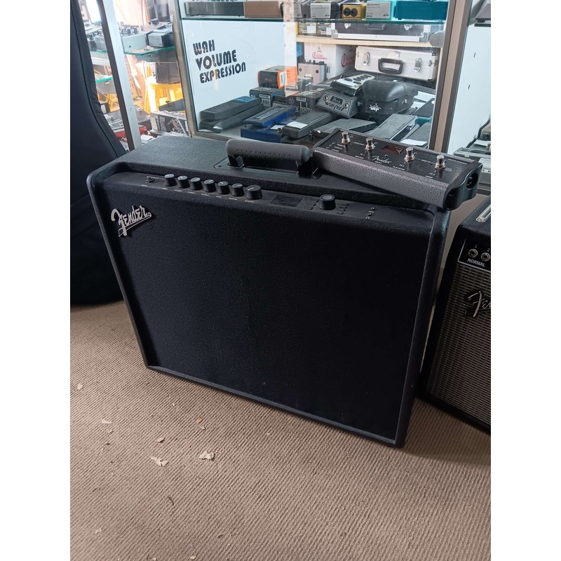 Fender – GT 200