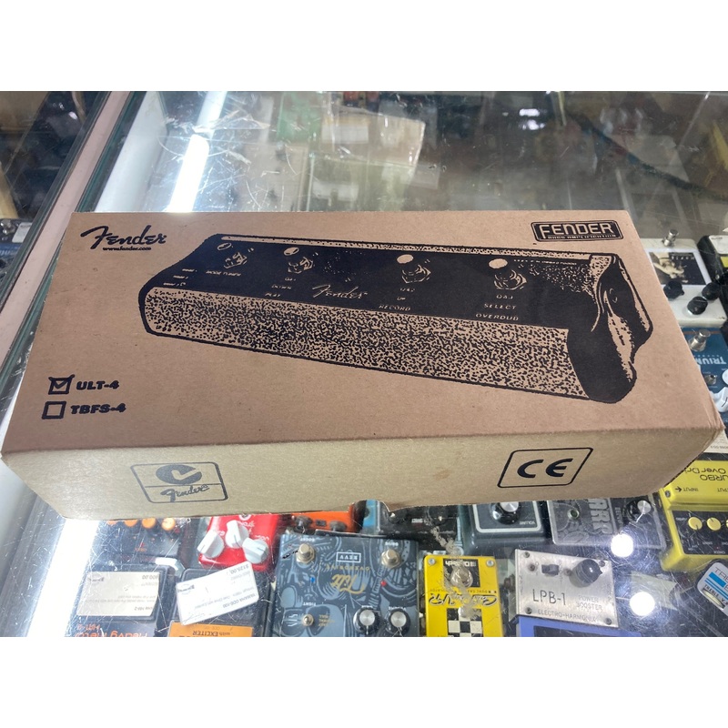 Fender – ULT-4