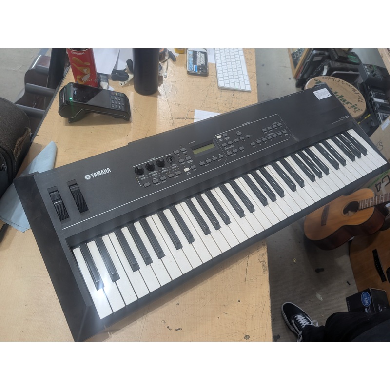 YAMAHA – KX61