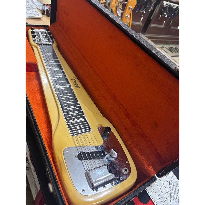 Fender – Champ Lapsteel