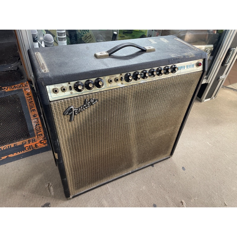 Fender – Super Reverb