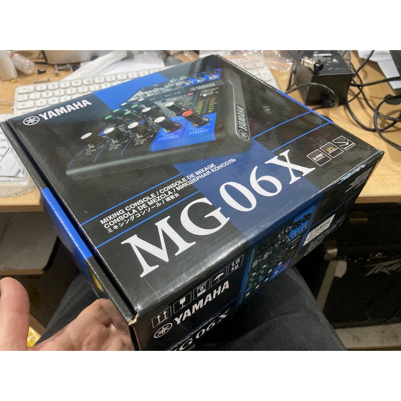 YAMAHA – MG06X