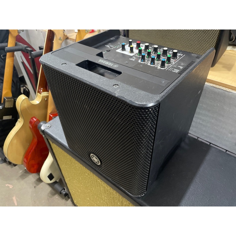 YAMAHA – STAGEPAS 200 BTR