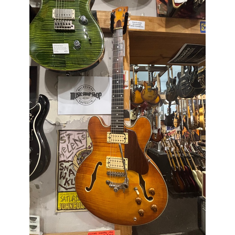 Unbranded – Hollowbody Electric