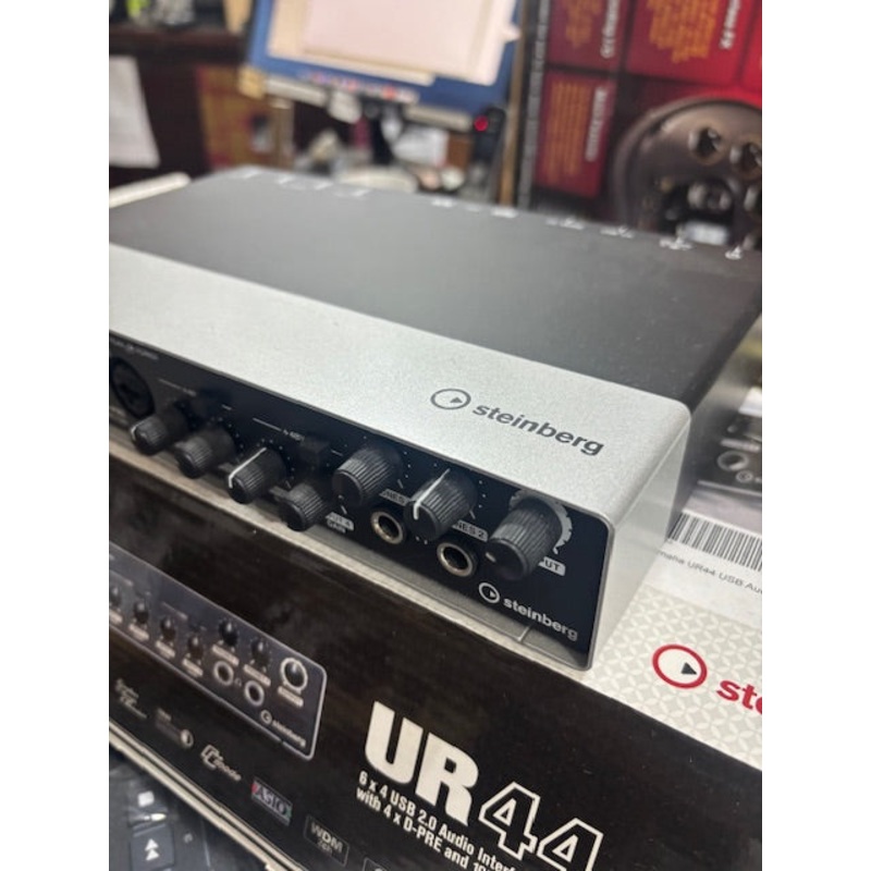 Steinberg – UR44