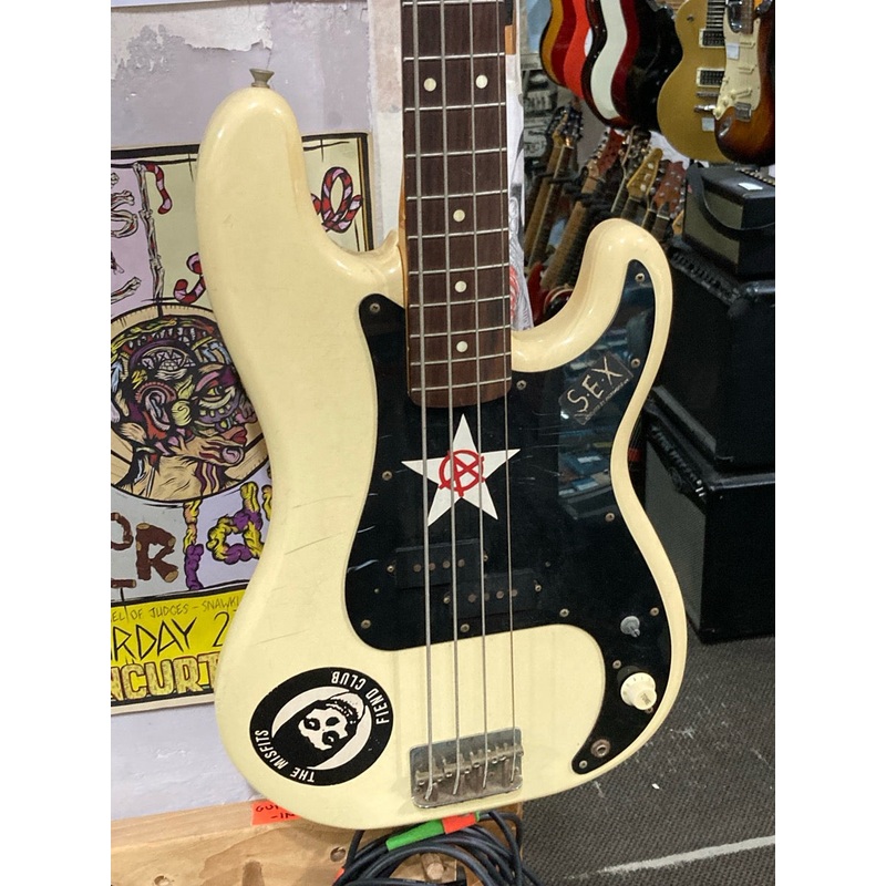 Fender – Precision Bass PB62-70