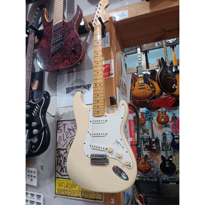 Fender – ST-68 Stratocaster
