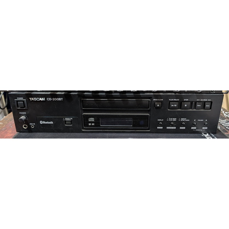 TASCAM – CD-200BT