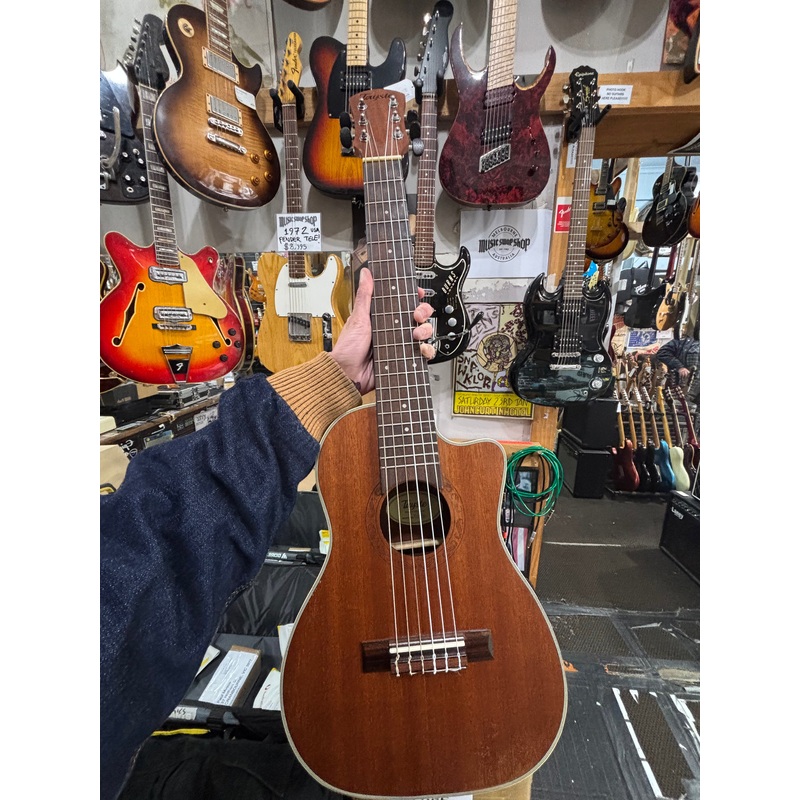 Tayste – Six String Traveller Ukelele