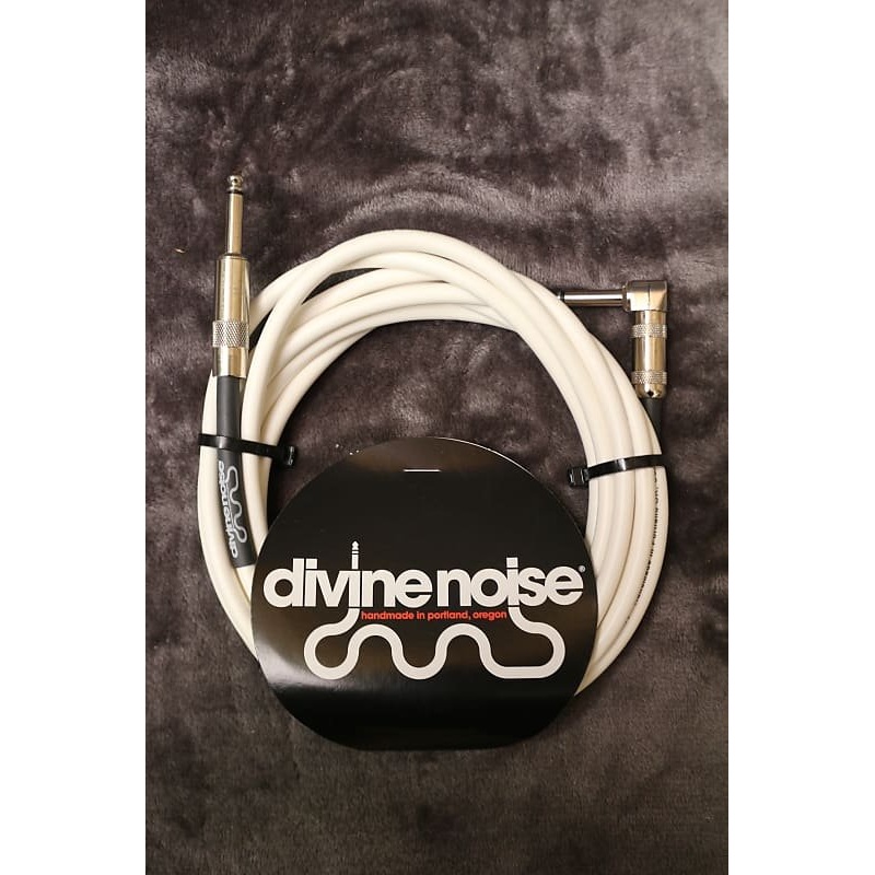 Divine Noise 25ft Instrument Cable ST-RA (Straight-Right Angle) White *Free Shipping in the USA*