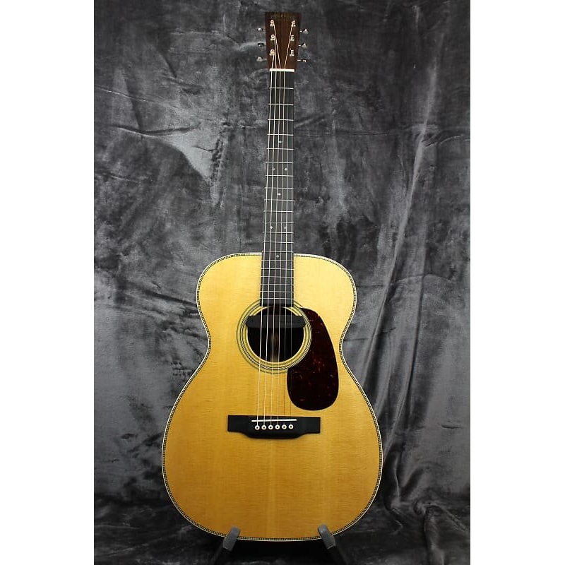 Martin Standard Series 00-28 2019 with Original Hardshell Case