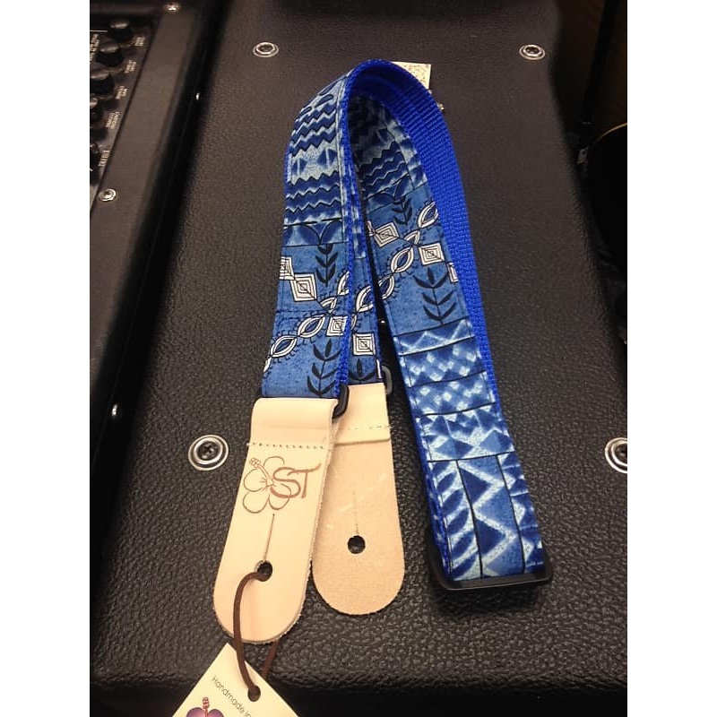 Sherrin’s Threads Ocean Tapa 1.5 Ukulele Strap *Free Shipping in the USA*