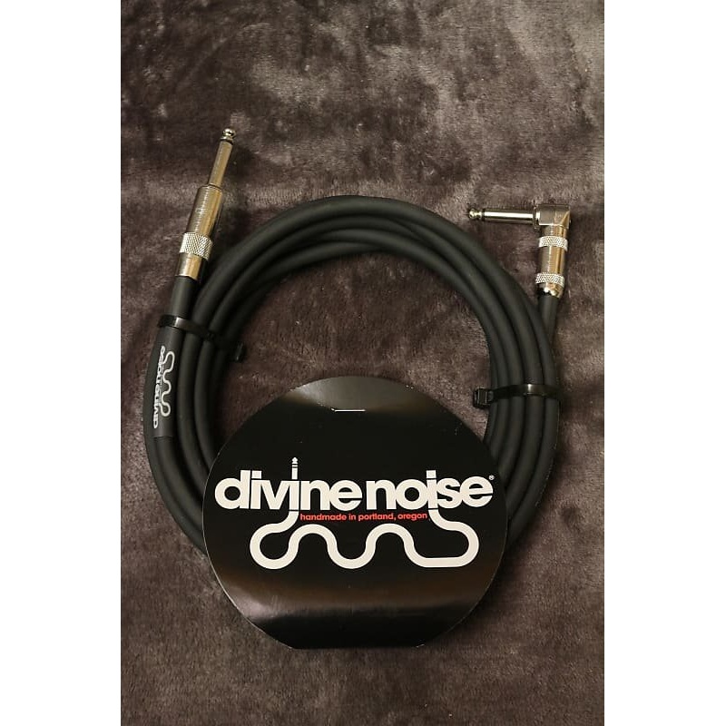 Divine Noise 15ft Instrument Cable ST-RA (Straight-Right Angle) Black *Free Shipping in the USA*