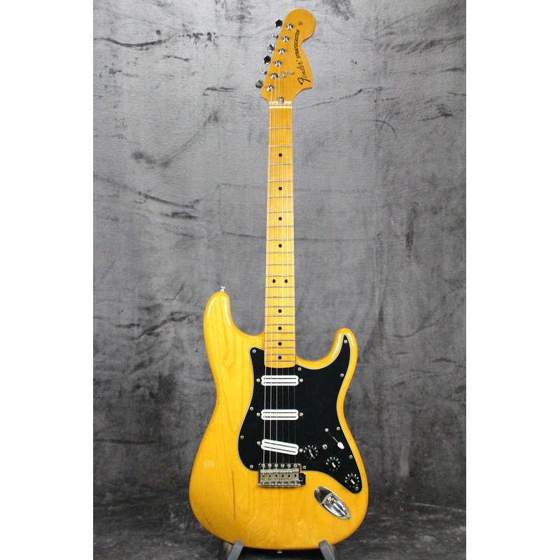 1999 Fender Classic Series 70’s Stratocaster