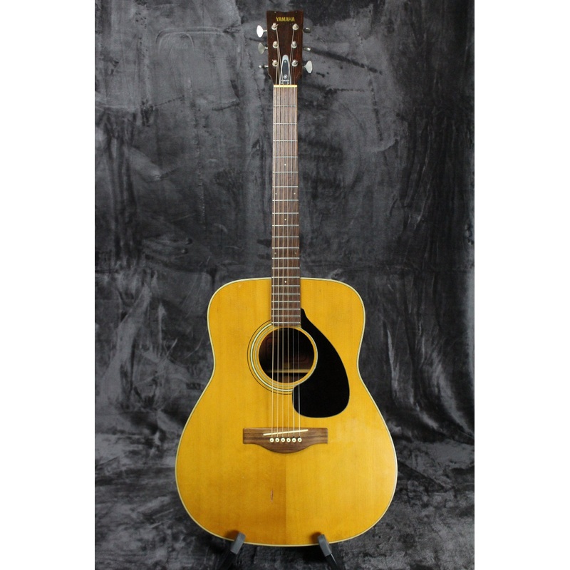 1971 Yamaha FG180