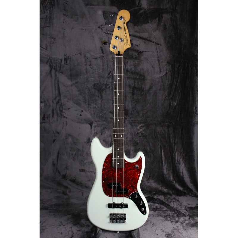 2017 Fender Mustang Bass