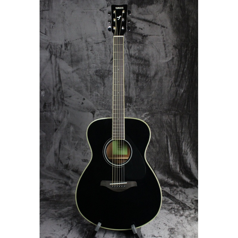 Yamaha FS820