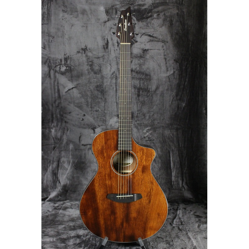Breedlove Discovery Concert CE MH