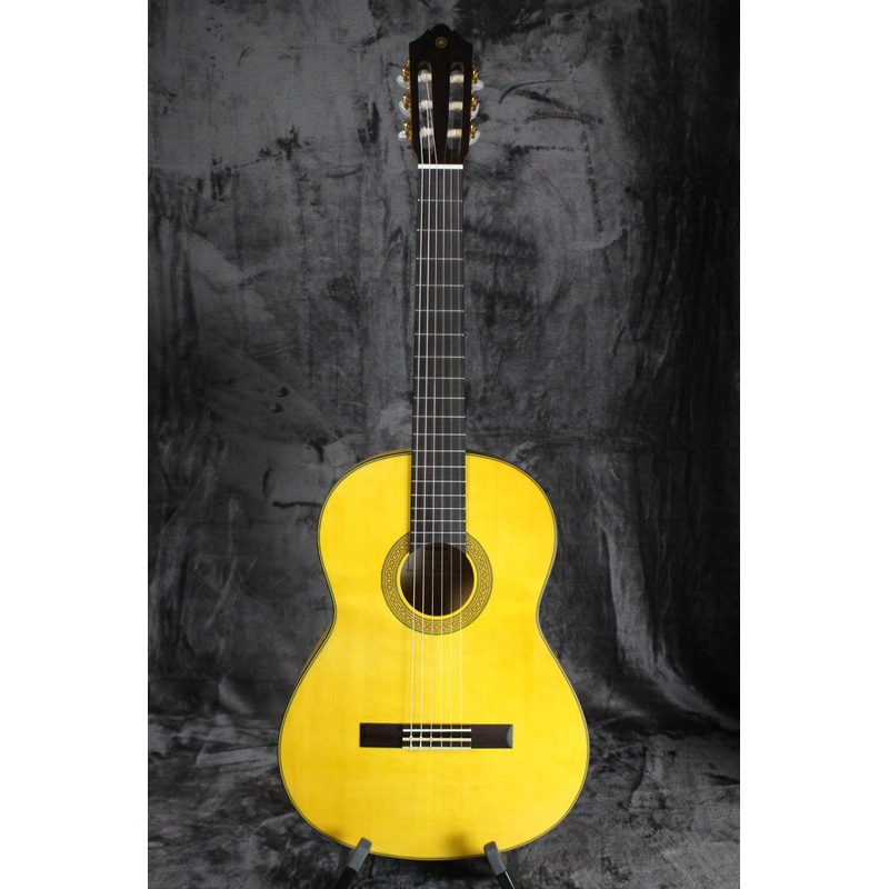 Yamaha CG172SF Nylon Flamenco Classical Guitar *Free Shipping in the USA*