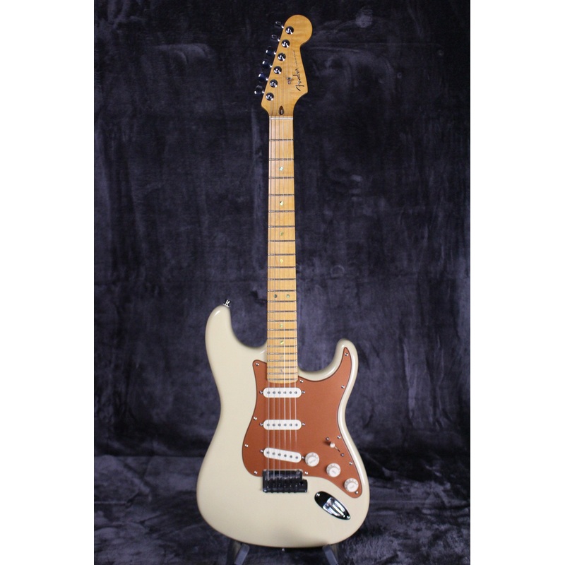 2005 Fender American Deluxe Stratocaster V Neck