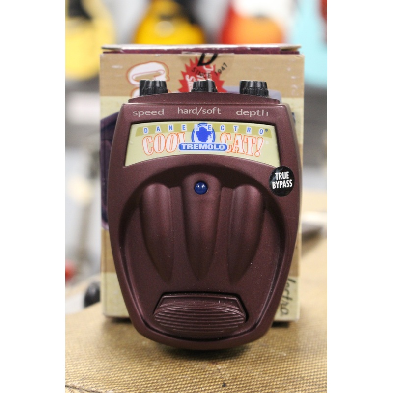 Danelectro Cool Cat Tremolo Used