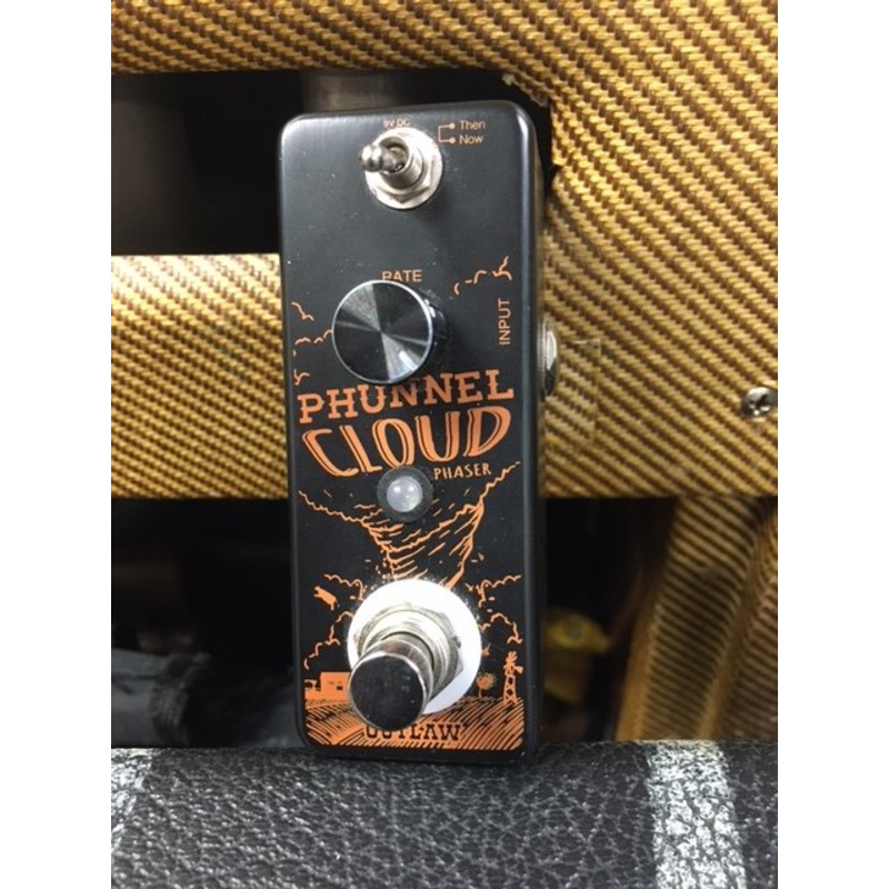 Outlaw Effects Phunnel Cloud Phaser Used