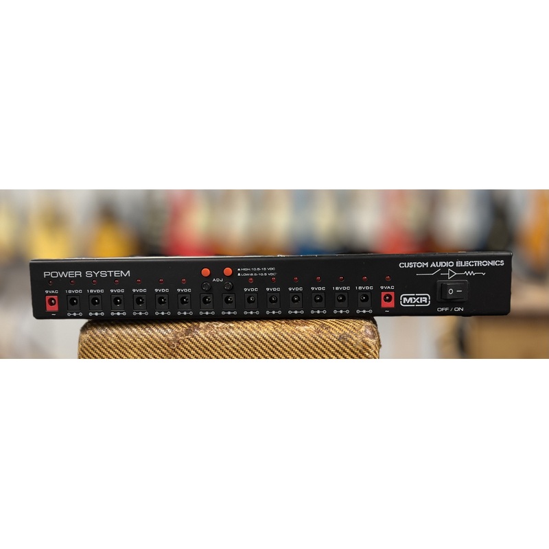 MXR Custom Audio Electronics MC403 Power Supply Used