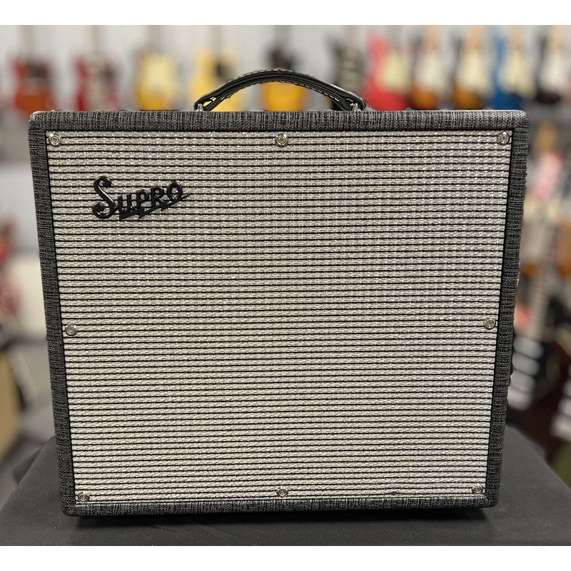 Supro Statesman 1699R 1×12 50w Combo