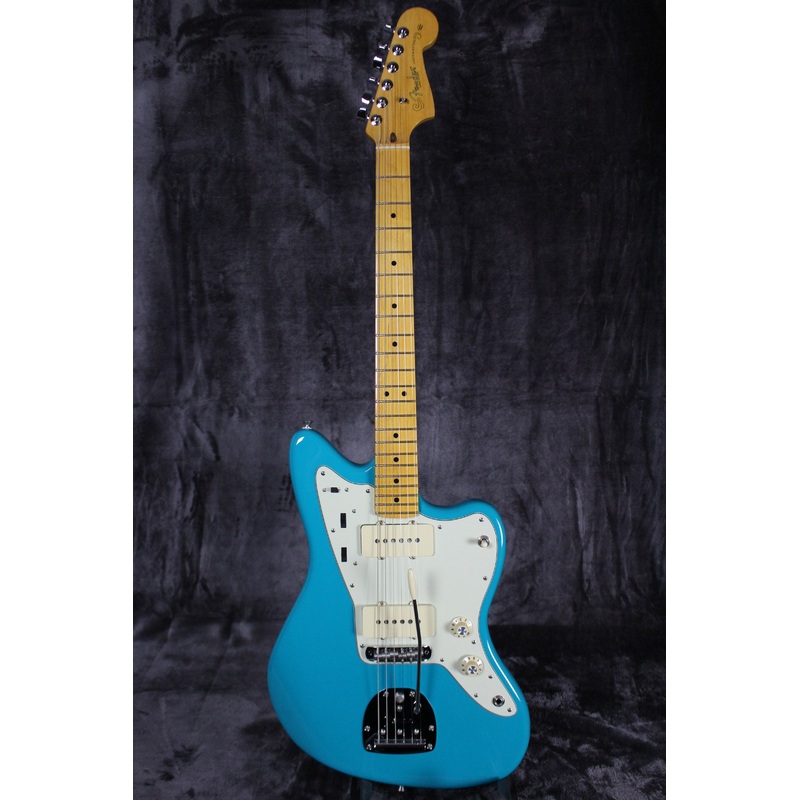 2021  Fender American Professional II Jazzmaster – Miami Blue