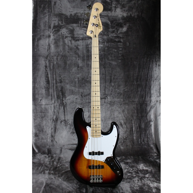 2022 Squier Affinity Series Jazz Bass