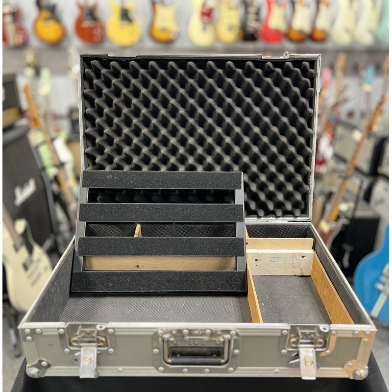 Pedaltrain Pedal Board 12.5 x 17 w/Road Case