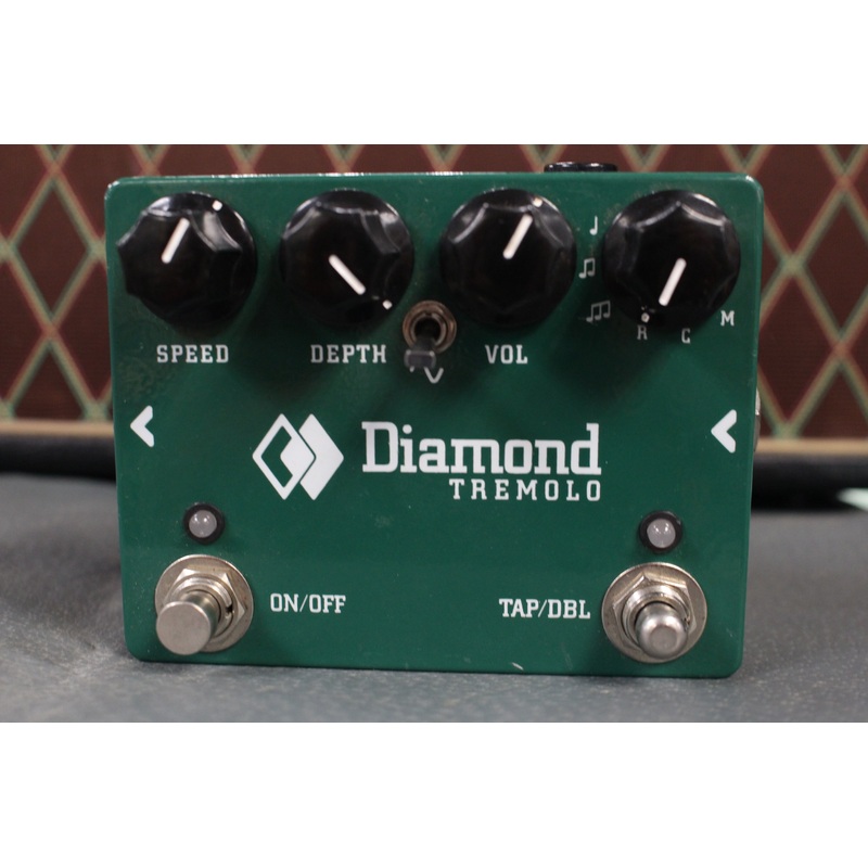 Diamond Tremolo Green Used