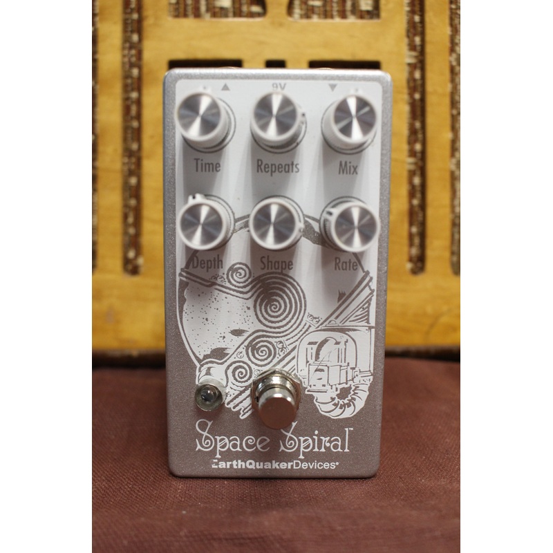 Earthquaker Devices Space Spiral Used