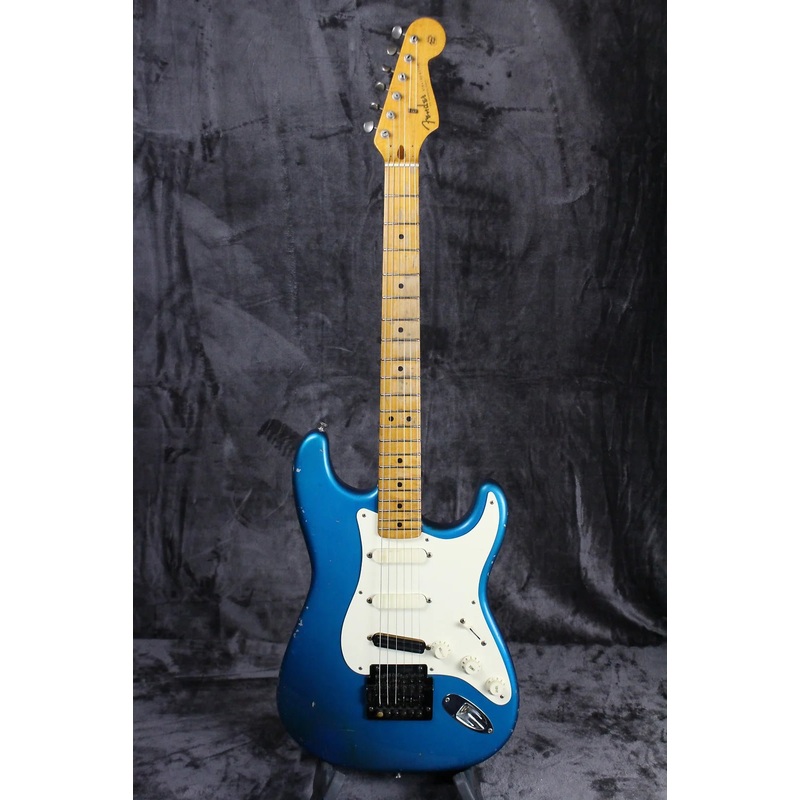 1986 Fender AVRI Strat Blue Modded Super Strat