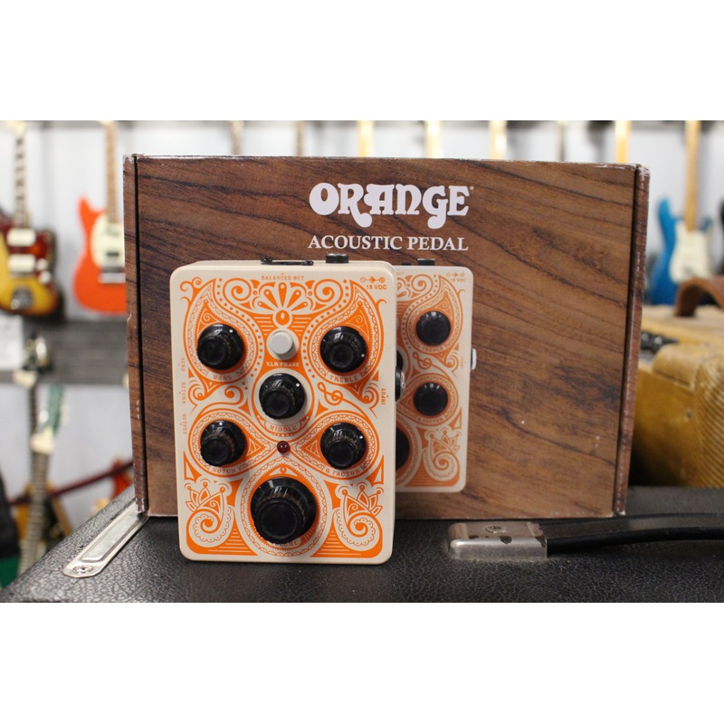Orange Acoustic Pedal w/box and 18v Power supply