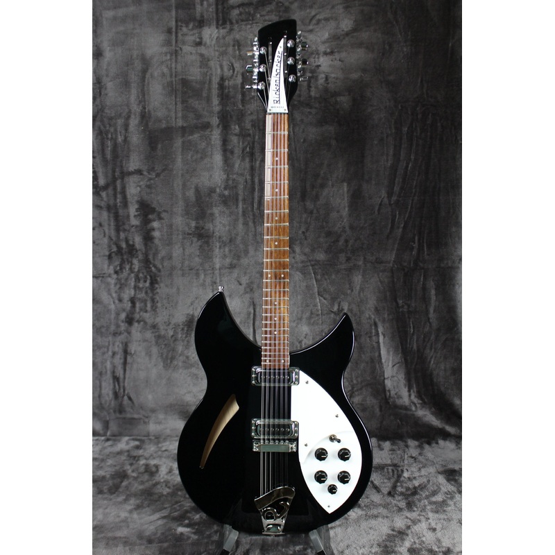 2022 Rickenbacker 330-12
