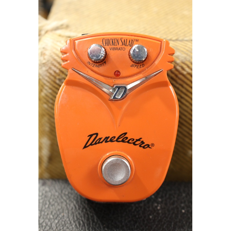 Danelectro Chicken Salad Vibe Vibrato Used