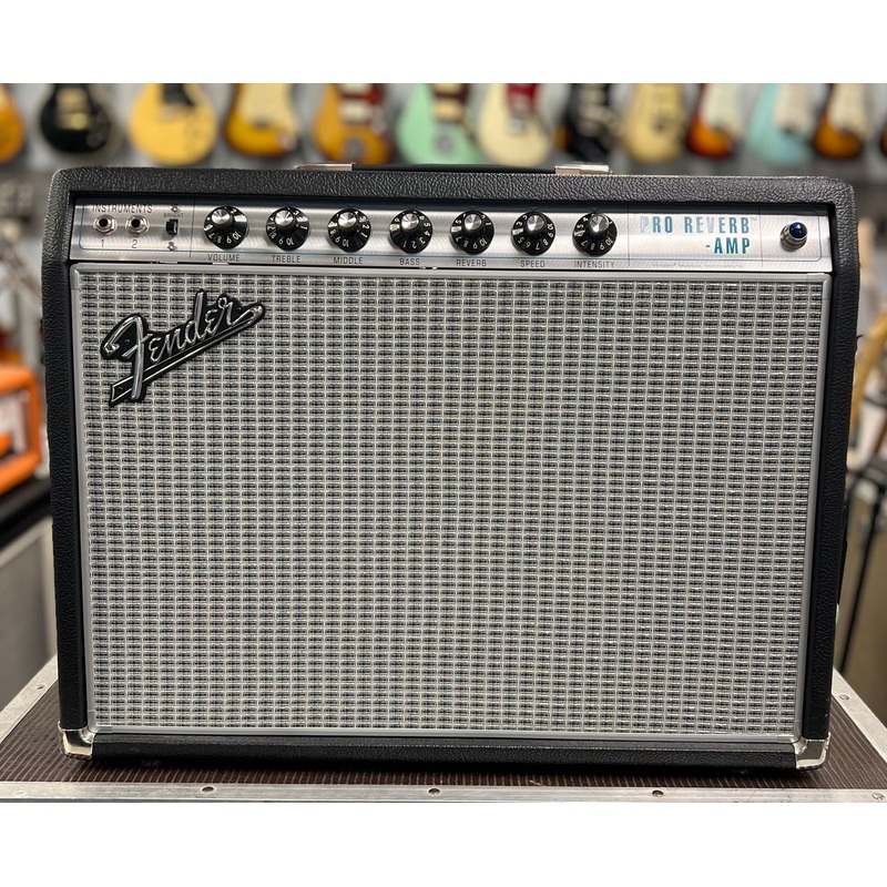 Fender 68 Pro Reverb Reissue w/ cover