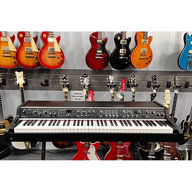Viscount Legend ’70s Electric Piano w/ gig bag,extras & Clavi Module