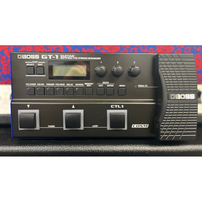 BOSS GT-1 w/ adapter Used