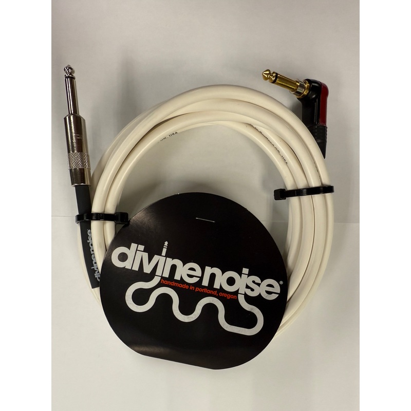 Divine Noise 15ft Instrument Cable ST-RAS (Straight-Right Angle Silent) White *Free Shipping*