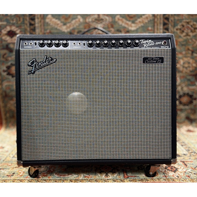 Fender ’65 Twin Custom 15 2-Channel 85-Watt 1×15