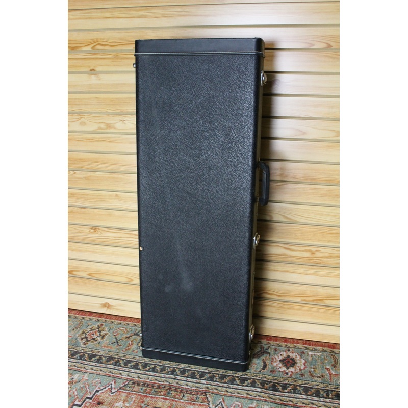 Gator Hard Shell Case Stand