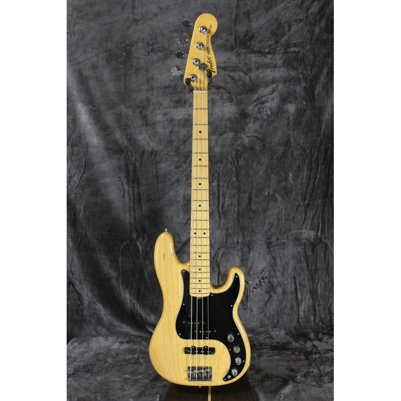 2013 Fender American Deluxe Precision Bass