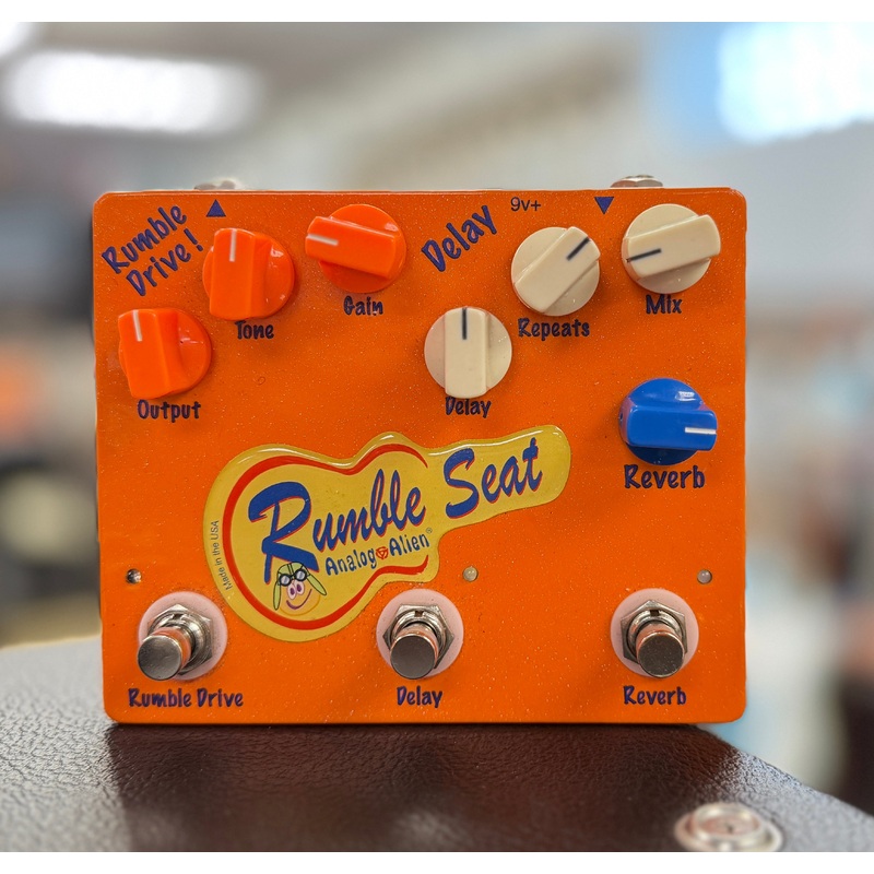 Analog Alien Rumble Seat Used