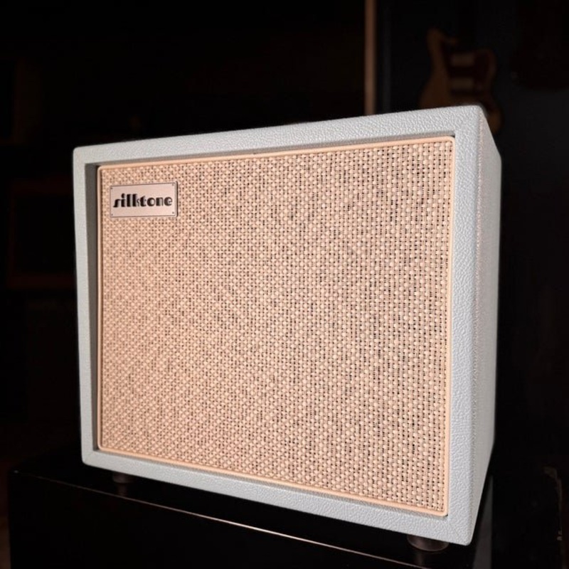 Silktone Echonaut Sky Tone *Free Shipping in the USA*