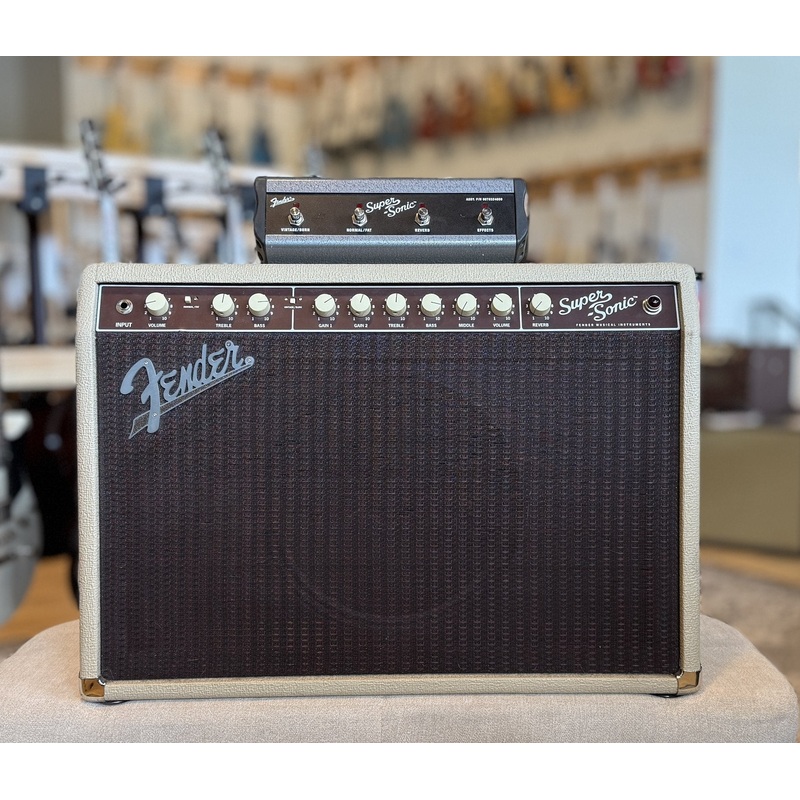 Fender Super Sonic 22 Combo